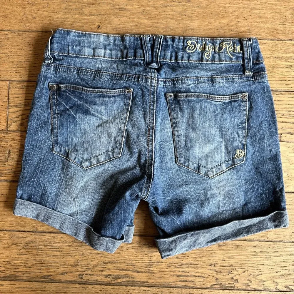 Indigo Rein Women's/Junior 5 Jean Shorts Stretch Denim with Leg Cuff 5 Pocket‎